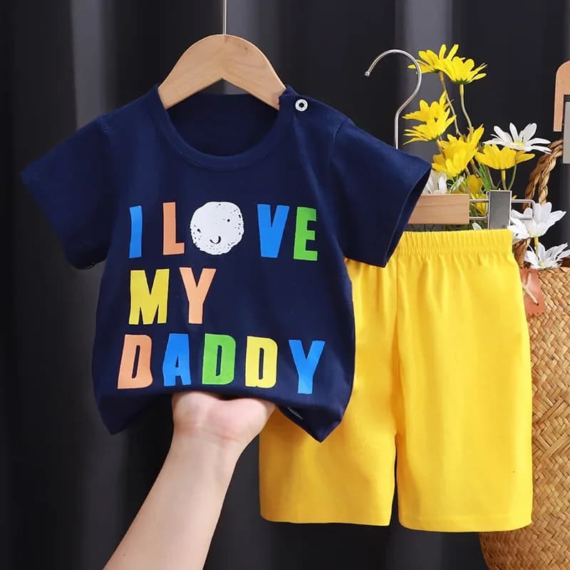 T-shirt e pantaloncini in cotone a maniche corte, completo traspirante da 2 pezzi per ragazze, nuovo set di abbigliamento estivo per ragazzi con stampa orsetto.