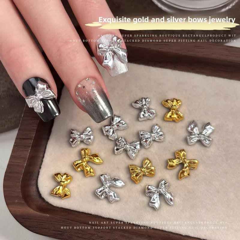 50 Pezzi Fiocchi 3D Dorati/Argentati per Unghie, 10x10mm, Fiocchi a Nastro in Resina 3D, Accessori per Nail Art