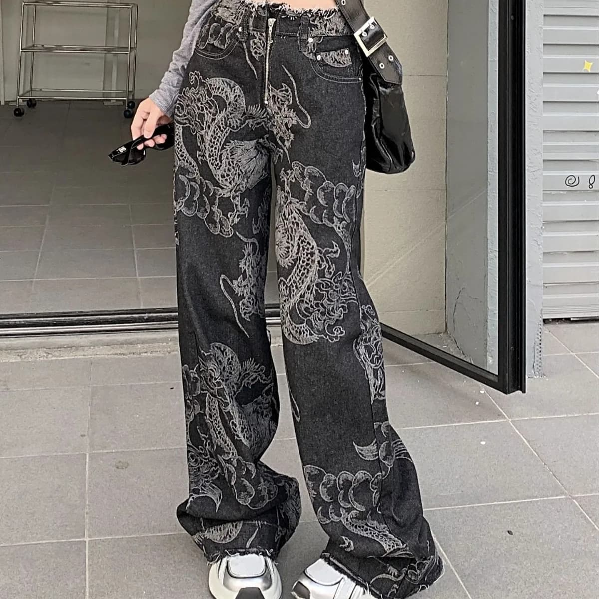 Pantaloni Casual da Donna, Jeans in Denim, Stile Hip Hop Americano con Stampa Integrale Graffiti Anno del Drago, Leggermente Svasati a Gamba Dritta