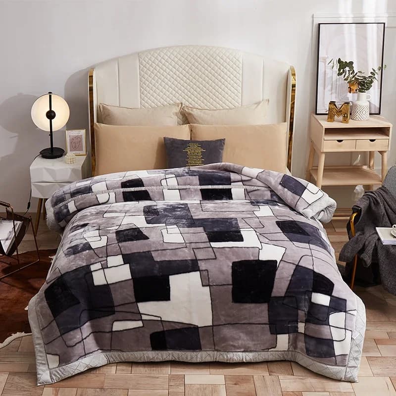 European Style Warm Raschel Blanket for Winter High End Soft Thicken Warmth Weighted Blanket Double Side Flocked Comforter Duvet