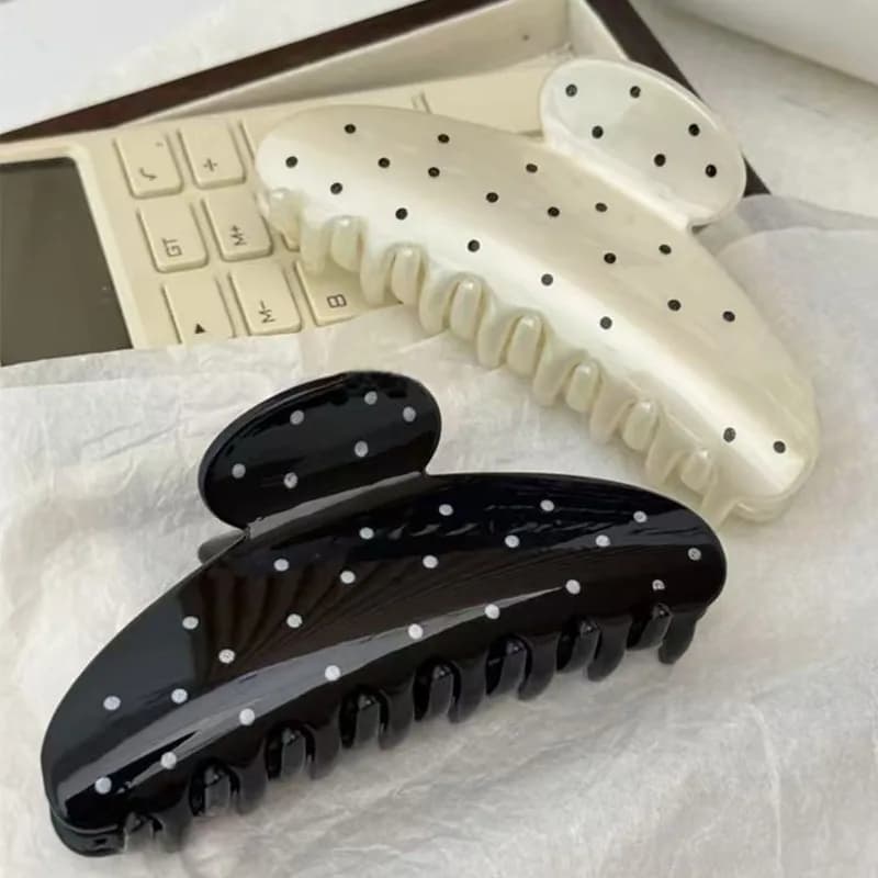 Hair clip for polka dots, 1 piece, for a refined daily styling, firm grip, suitable for various hairstyles, for all seasons, playful accessory