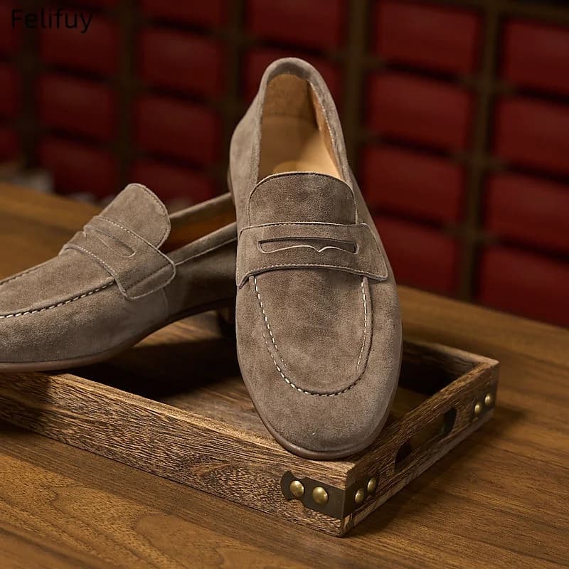 Men‘s Comfortable Lightweight Casual Loafers Shoes Genuine Leather Dress Shoes Slip on Flat Fashion Business Shoes Moccasins