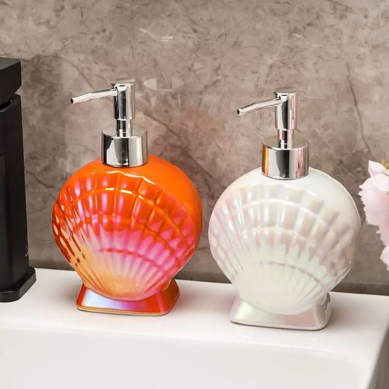 Bottiglia di emulsione di conchiglia Dispenser di sapone in ceramica contenitore per bordi dorati accessori per il bagno contenitore per la rimozione del trucco dello Shampoo dell'hotel
