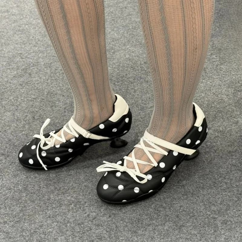 Polka Dot Cross Lace Up Sport Balletto Donna Tacco strano Tacchi firmati per donna Punta tonda Tacco basso Mary Jane Scarpe da donna