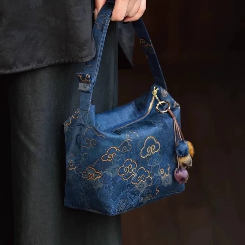 Xiangyunsha Silk One-Shoulder Bag - New Chinese Song Brocade Vintage Lunch Box Handbag, Luxury Niche Women's Designer Purse