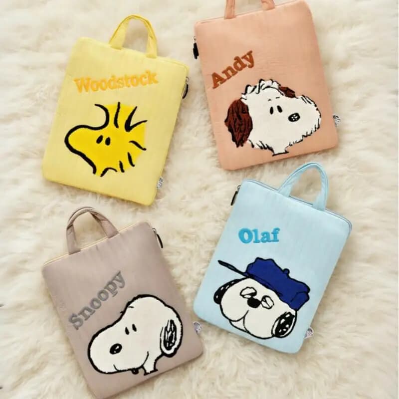 Snoopy Kawaii Quilted Down Filled Soft 14In Tablet Case Thick Padded Document Holder Portable School Book Bag Daily Storage