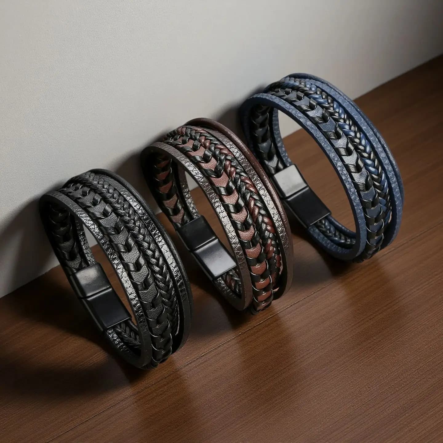 1pc Fashion Accessories Men's Bracelet with Magnetic Alloy Clasp woven with Multilayer Vintage Leather Cord