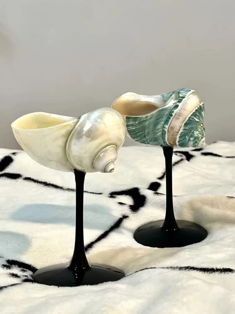 Creative Retro Niche Wine Glass Natural Conch Shell Champagne Glass Metal Handle Home Decoration Ornaments Kitchen Barware Set