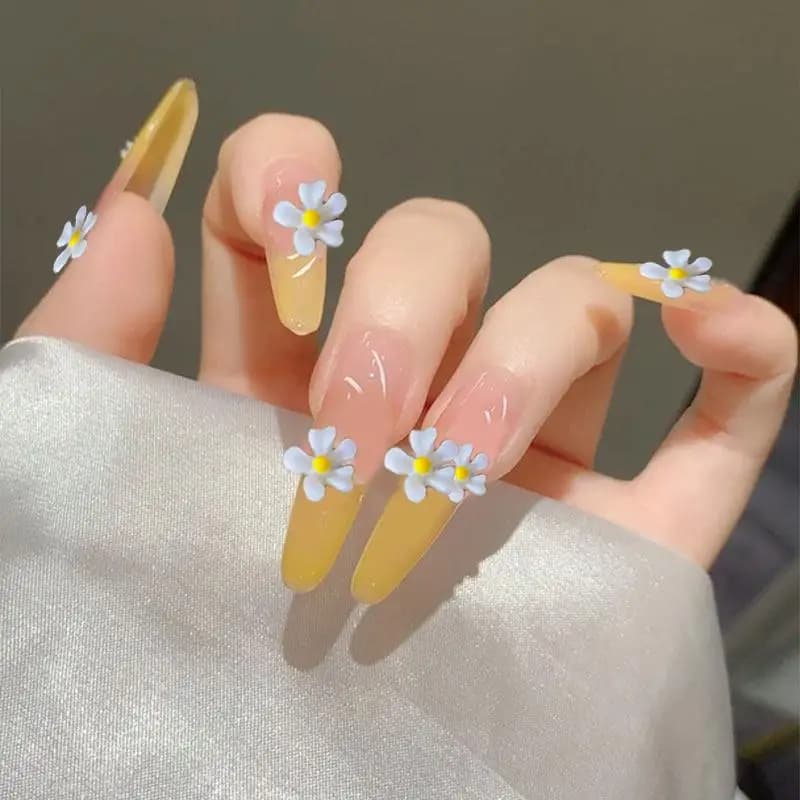 Cute Flower Nail Art 3D Resin Summer Designs for Easy and Fresh Manicures