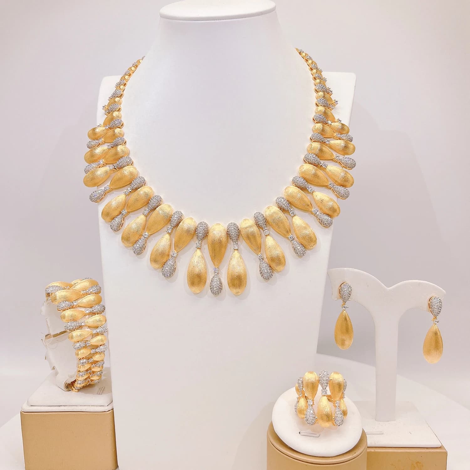 Stunning two tone American Zirconia Wedding Jewelry Set Beautiful Engagement Gift Necklace Bracelet Earrings Ring 4PCS Jewellery
