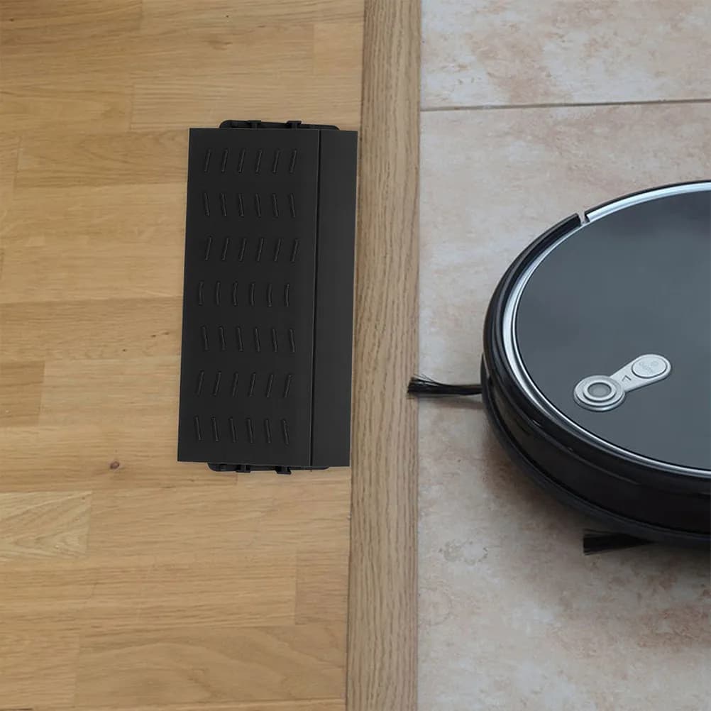 2 Pezzi Tappetino Rampa per Robot Aspirapolvere, Resistente e Antiscivolo, per Transizioni da Interni a Esterni e Pavimenti Irregolari