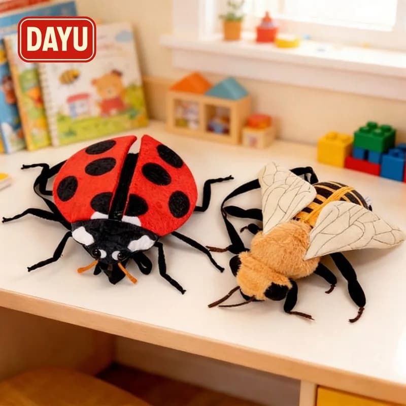 Zaino per insetti in peluche per bambini Borsa da scuola per animali con coccinella e ape carina, regalo divertente in stile insetti per bambini