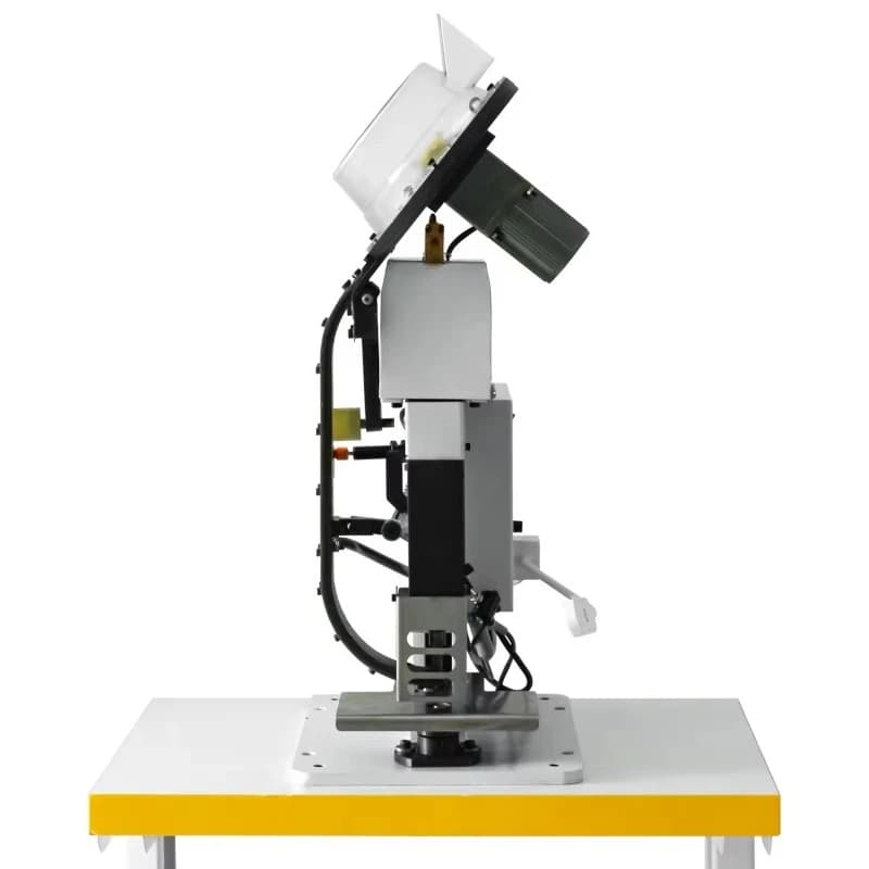 Semi-automatic punching machine for plastic paper bags for shoes