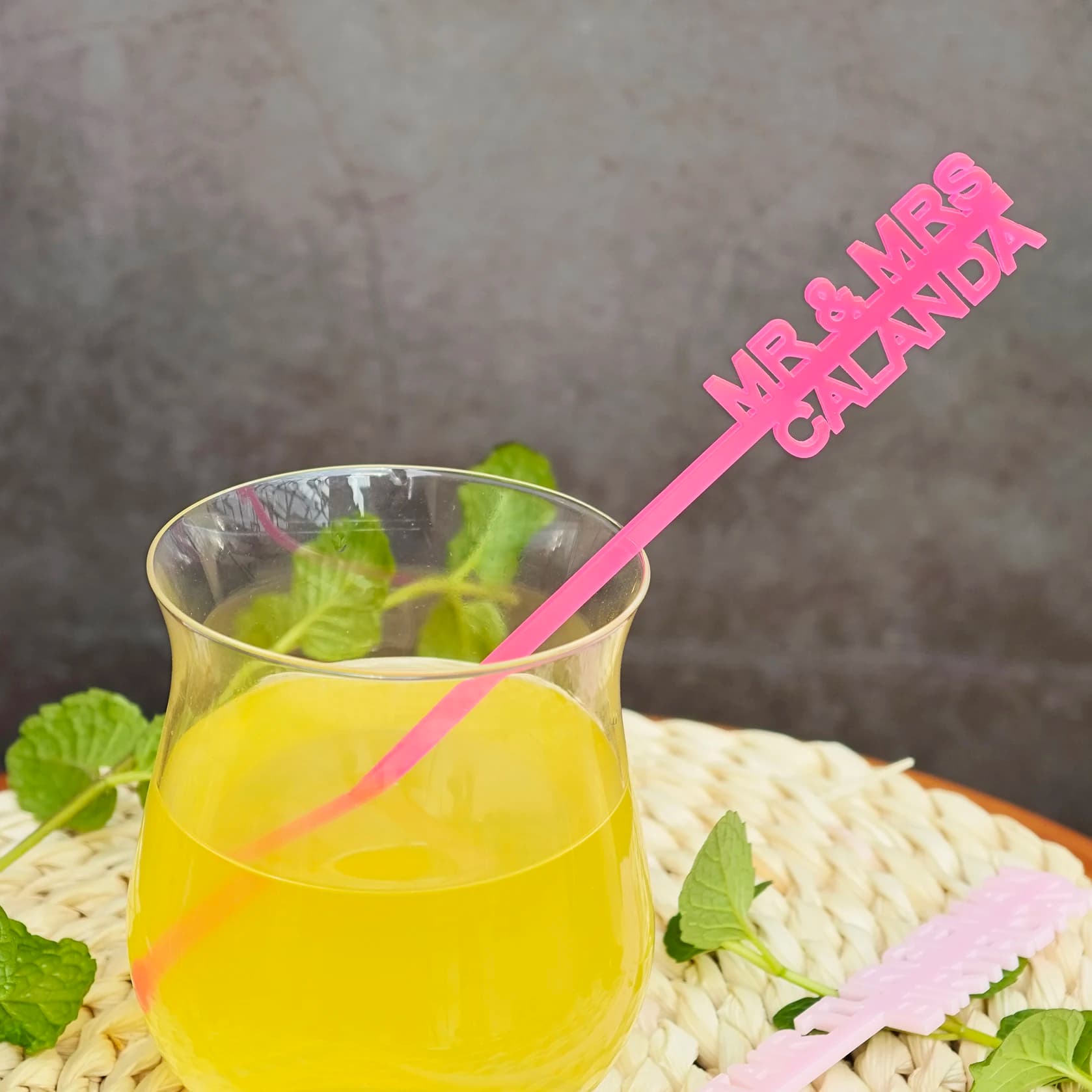 10/30/50/100pcs Personalizzato Acrilico Decorazione di Cerimonia Nuziale Battesimo souvenir Nome Personalizzato Cocktail Mescolare Bachelor Party Drink Agitatori