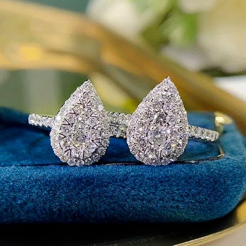 Huitan anello Color argento a forma di pera per le donne fidanzamento gioielli di moda per matrimoni brillanti anelli con zirconi cubici accessori Hot