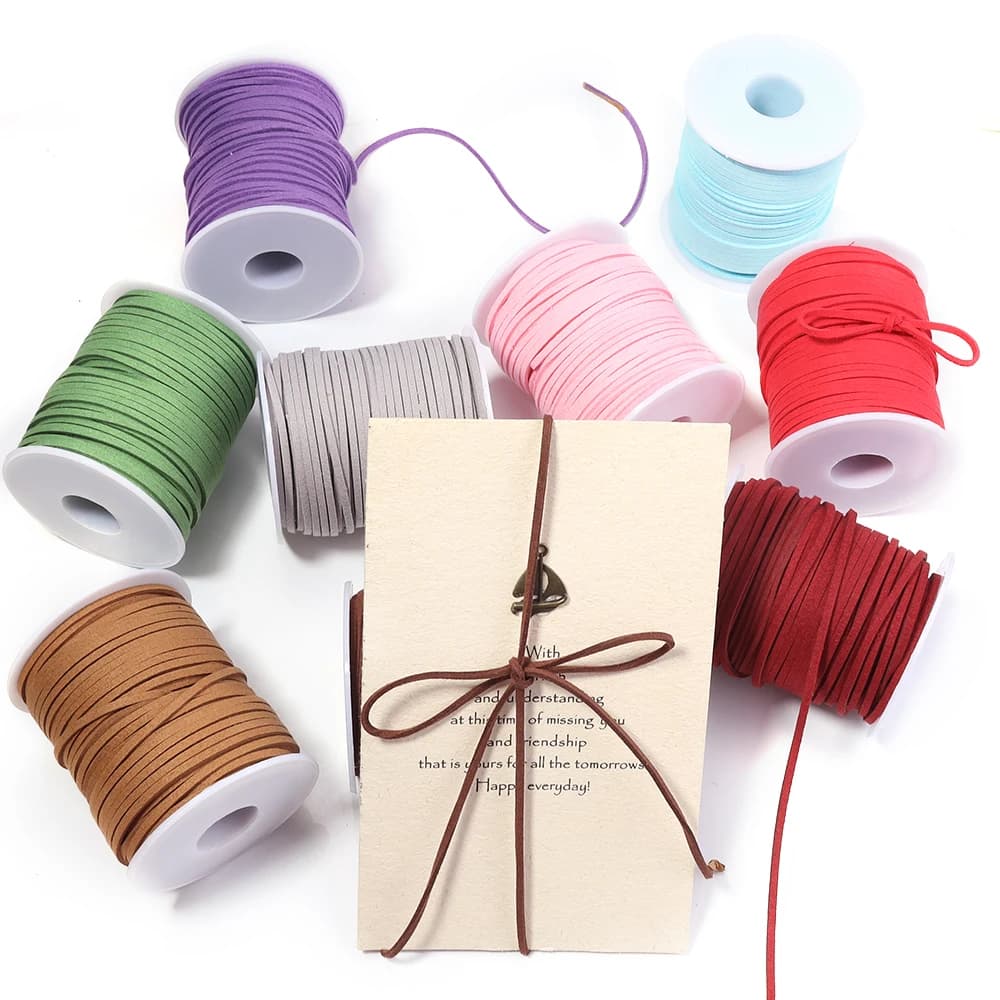 50 metri/rotolo 2.6mm Piatto Finto Corea Cavo di Pelle Velluto Colorato Corda di Cuoio Per Il Braccialetto FAI DA TE Collana Intrecciato Artigianato accessori