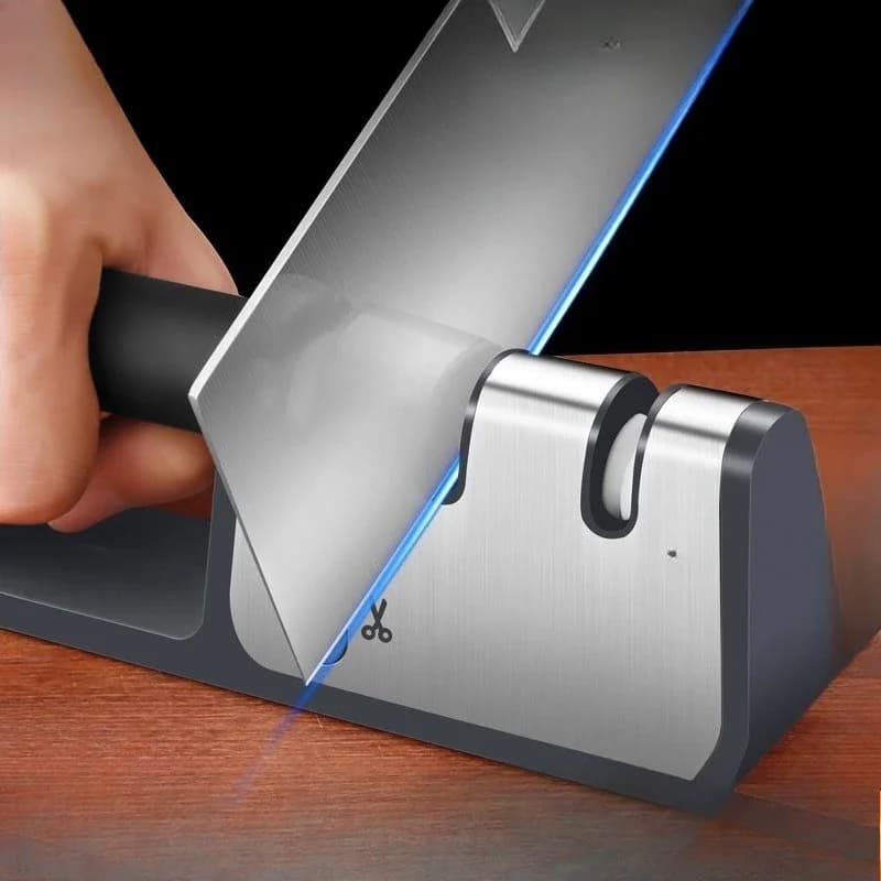 Stone for sharpening domestic kitchen knives, sharpening steel, special for professional chefs