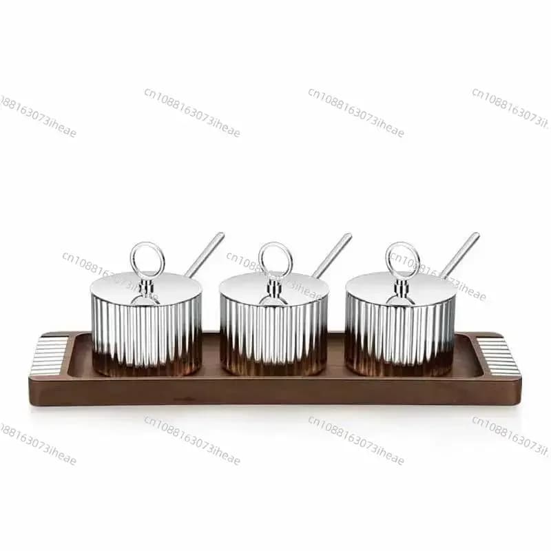 Barattolo di sale di lusso in acciaio inossidabile da 250 ml, zuccheriera, shaker per spezie con cucchiaio, set di contenitori per spezie, accessori da cucina