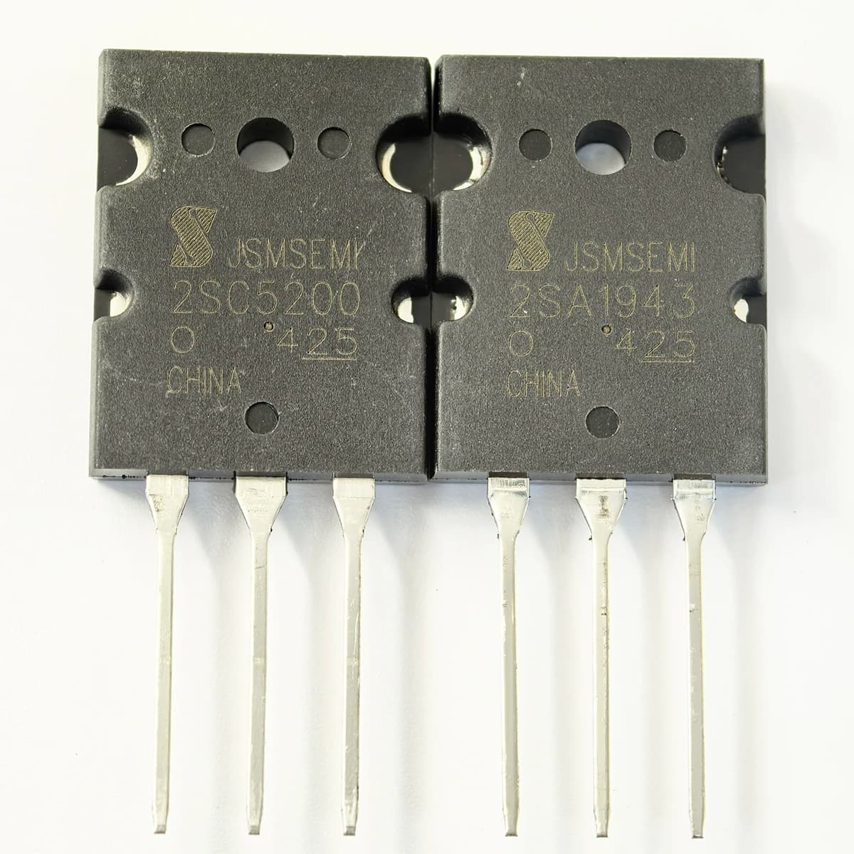 2 sa1943 muslima1943 C5200 2 sc5200 2SC5200-O TO-3PL 16A 120W 150W 180W Transistor NPN per amplificatore di potenza Audio/umidificatore