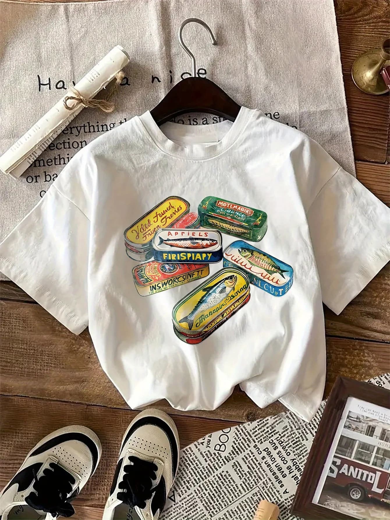 Cartoon Fish Can Print Short-sleeved T-shirt Women Casual and Simple Style Daily Wear and Outing in Summer Streetwear