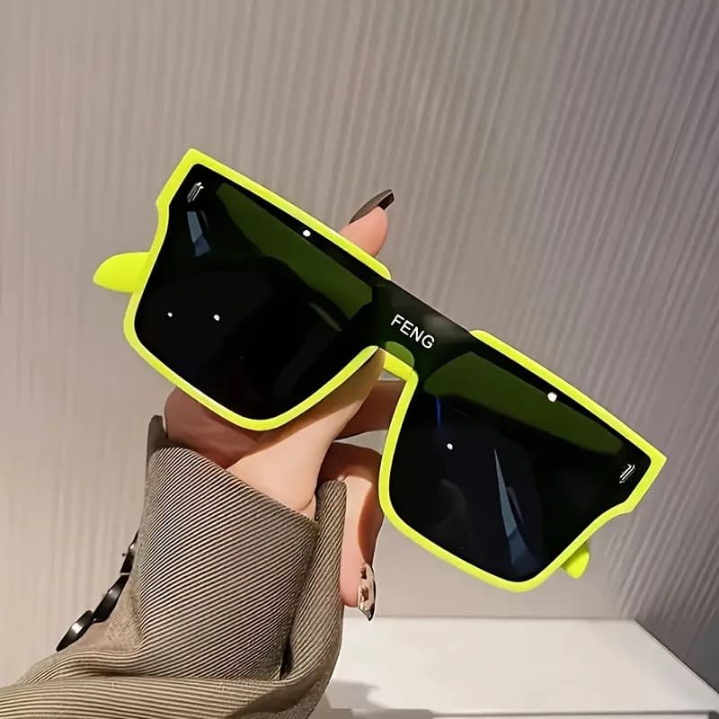 Occhiali da Sole Unisex con Montatura Grande, Alla Moda e Antiriflesso, Doppio Uso per Guida e Feste