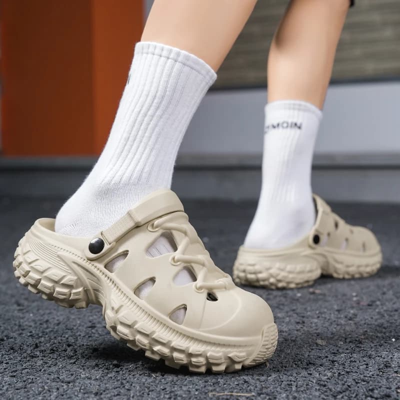 Sandali casual estivi da uomo e da donna, scarpe traspiranti perforate per interni ed esterni, ciabatte alla moda con suola spessa.