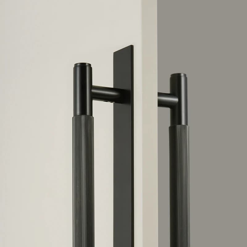 Dooroom Grana dritta in ottone con piastra di base Maniglie per porte Doppia porta Porta in legno Doccia Maniglie in ottone antico nero