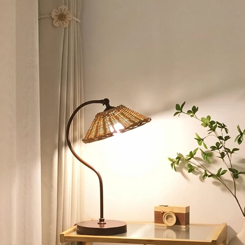 Northern Europe Wooden Desk Light LED Rattan Lampshade Living/dining Room Tea House Study Office Bar Table Lamps Room Decoration