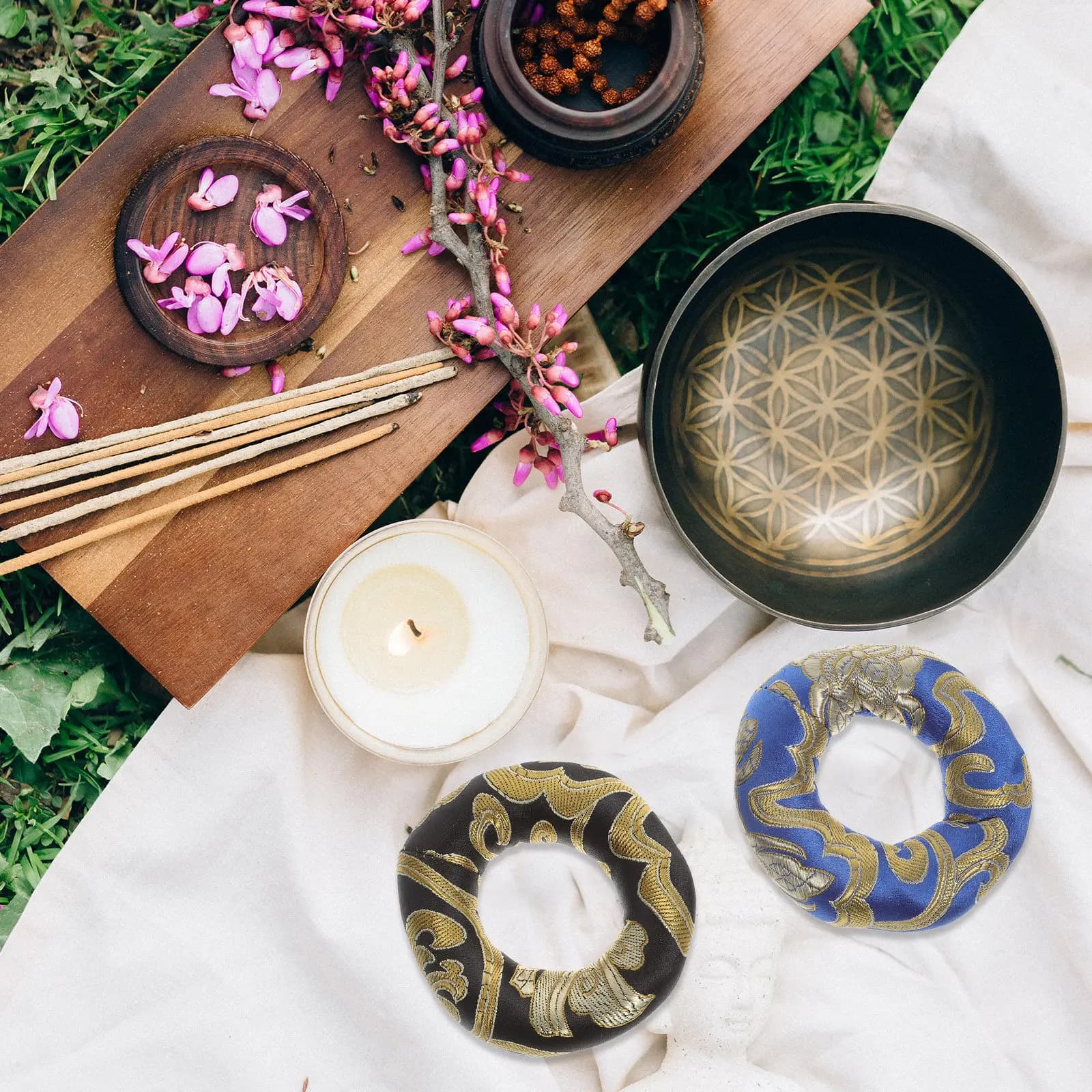 2Pcs Round Singing Bowl Pad Cotton Material Tibetan Bowl Cushion for Sound Enhancement Scratch Protection Meditation Accessories