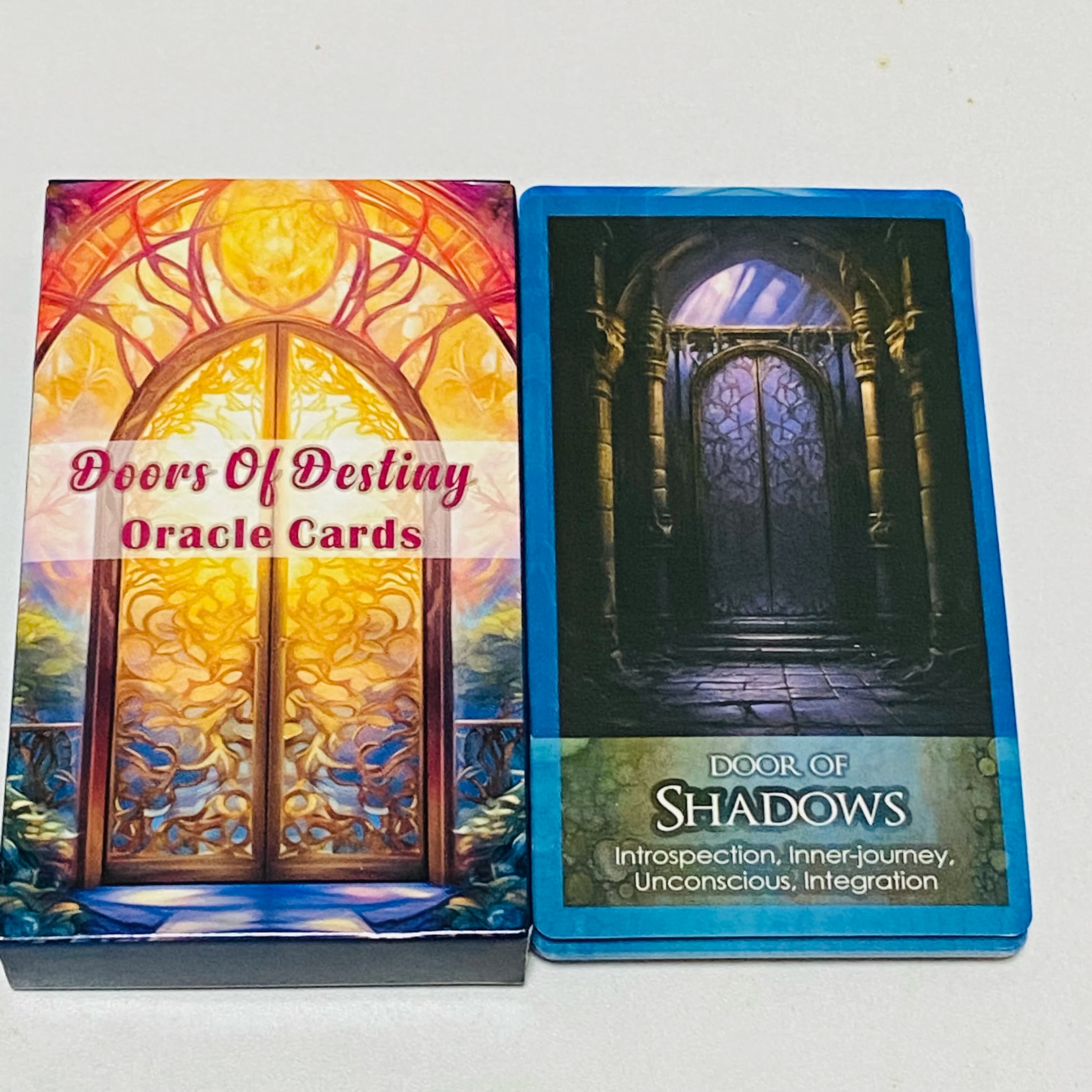 Porte del destino Carte Oracle 32 Mazzo Versione inglese Ispirato ai tarocchi Serie Oracle Doors Pittura Giochi da tavolo
