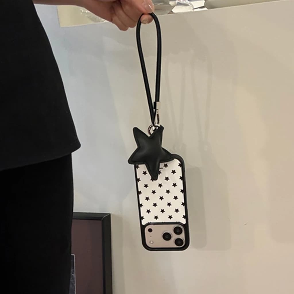 Cover per iPhone 17 16 15 14 Pro Max con motivo a stelle nere in stile coreano su sfondo bianco e ciondolo