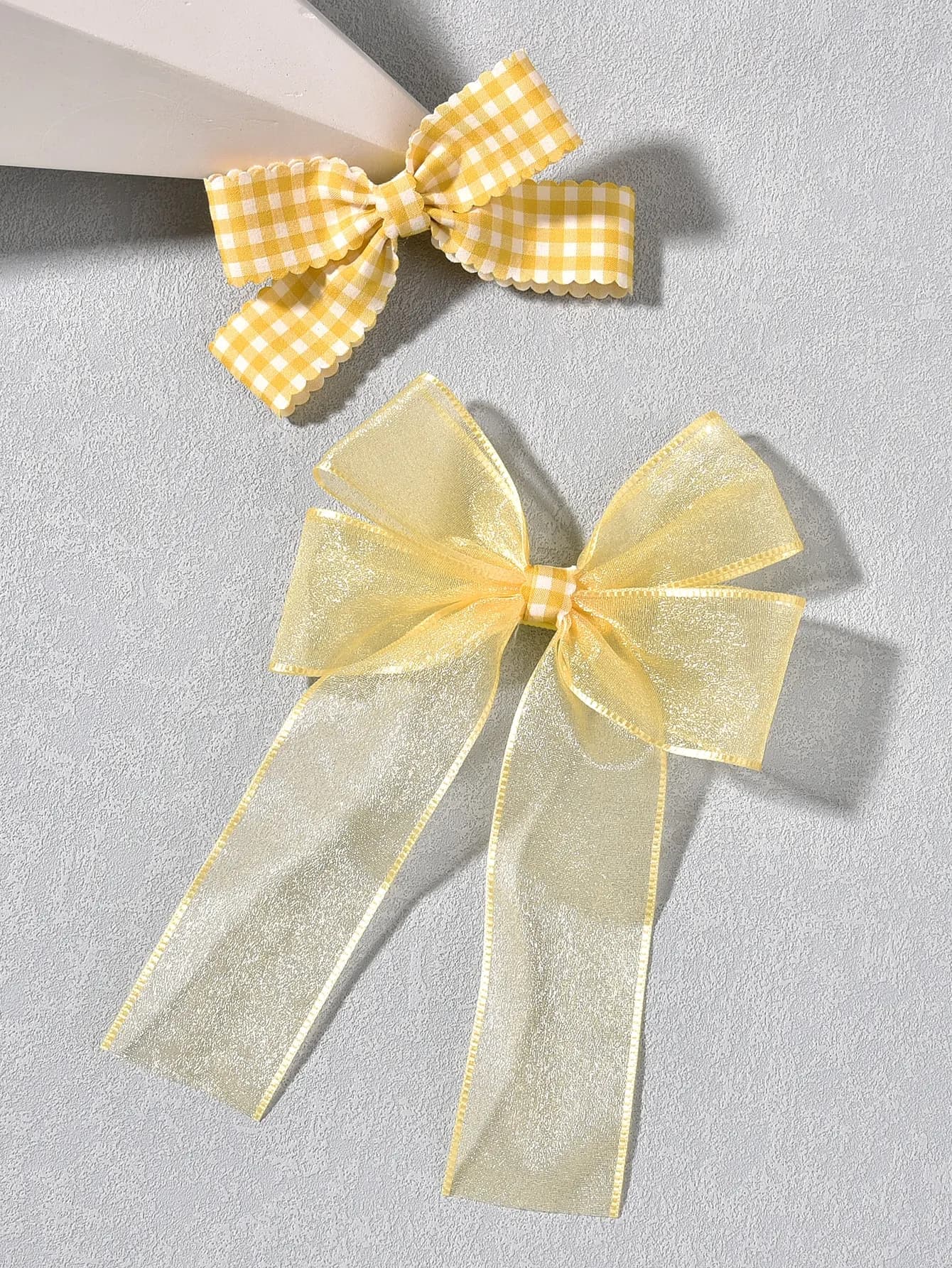2 pezzi Cute Little Girl Hairpin Yellow Bow TiePlaid Fabric Hairpin Baby and Lady Hair Headpiece per vestirsi ogni giorno