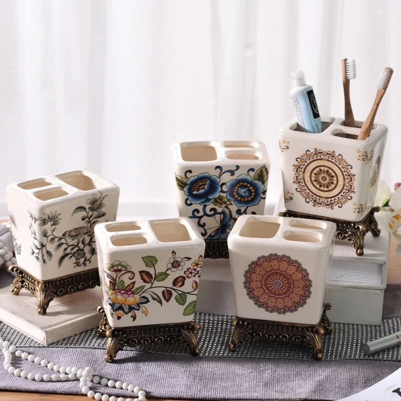 Bathroom Accessories Vintage Flower Ceramic Toothbrush Holder Bathroom Couple Toothbrush Toothpaste Storage Holder Bathroom New
