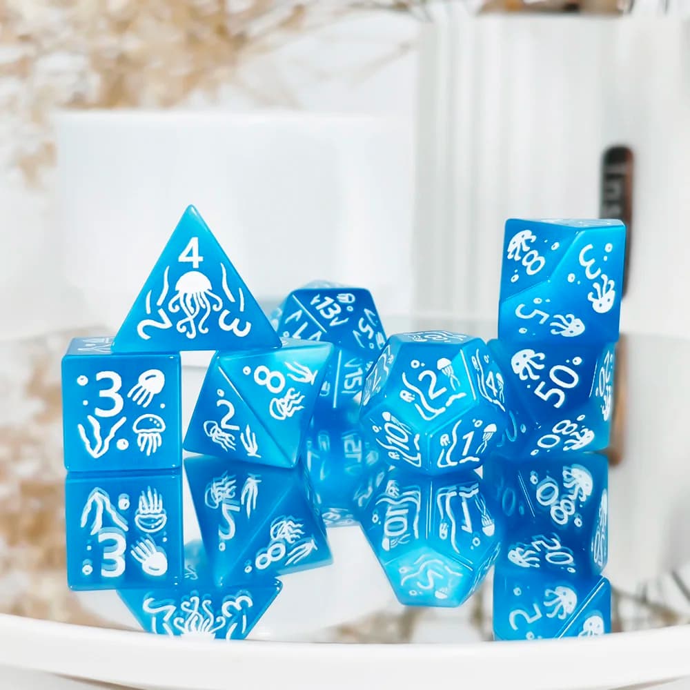 Custom Natural Blue Cat's Eye Jade Stone Dice Set Promotional Rounded Corner Marine Jellyfish For DND Board Game