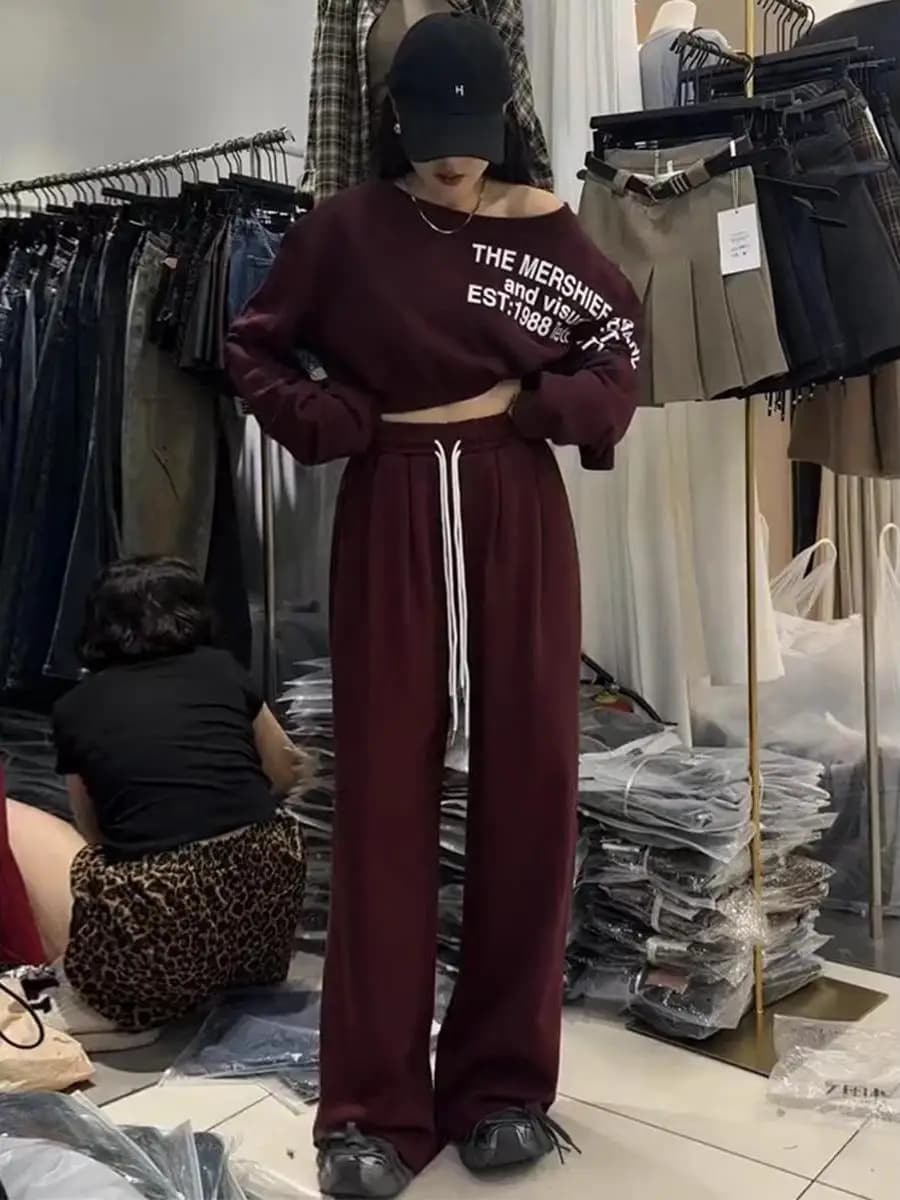 Fashionable Sportswear Set Women's Autumn Korean Style Slant Collar Shoulder Bared Short Sweatshirt Wide Leg Sweatpants Casua...