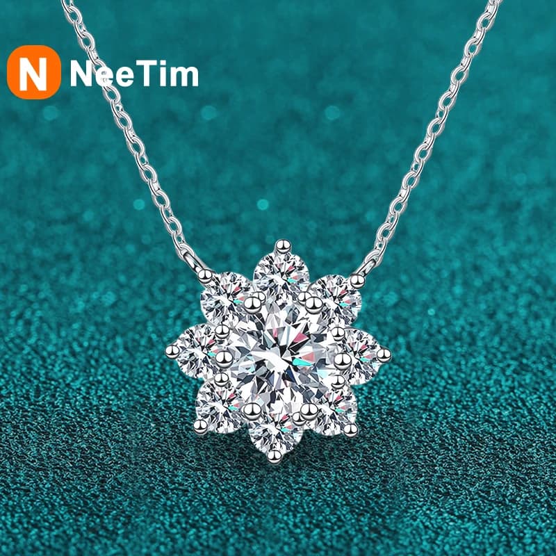 NeeTim 1CT Moissanite Diamond Necklace For Woman Pendant 925 Silver Plated with White Gold Chains Party Bridal Fine Jewelry Gift