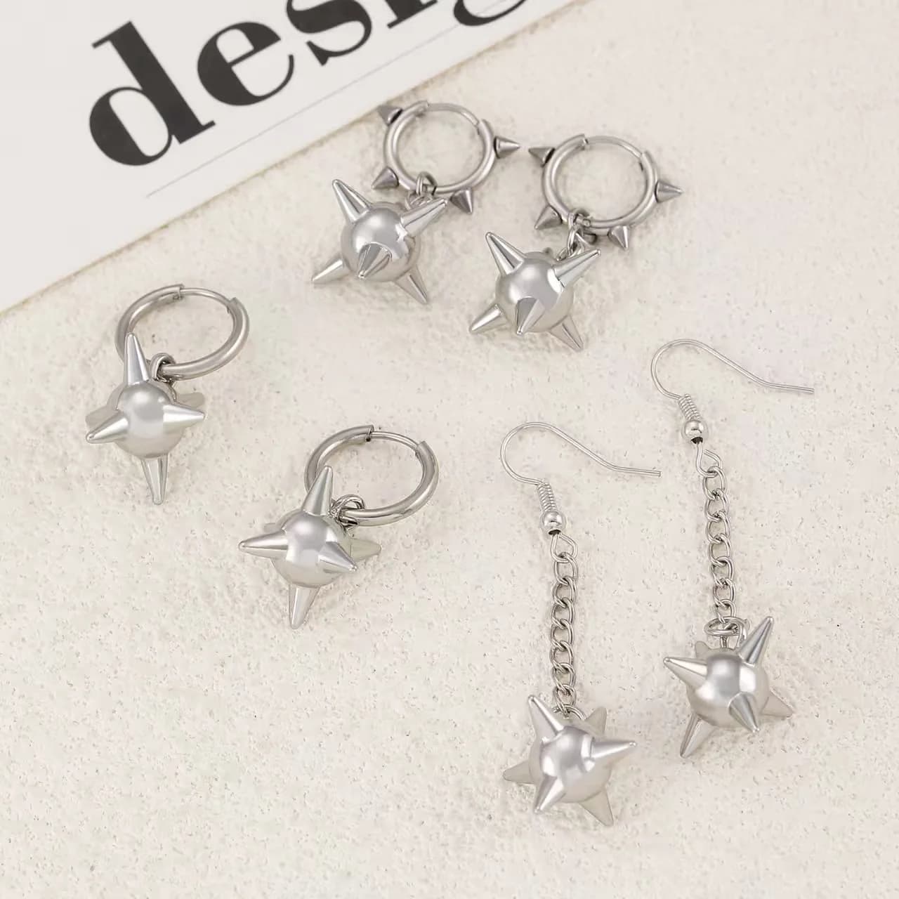 Orecchini pendenti con sfera a spillo gotica Orecchini a cerchio con rivetti con stella mattutina estetica grunge per gioielli da donna e uomo