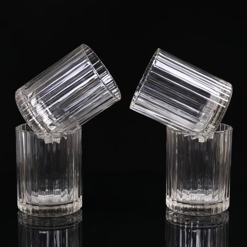 4 pezzi di tazze piccole in vetro con motivo verticale tazze da bere dal design semplice bicchieri da vino piccoli bicchieri di vetro piccoli da campeggio all'aperto