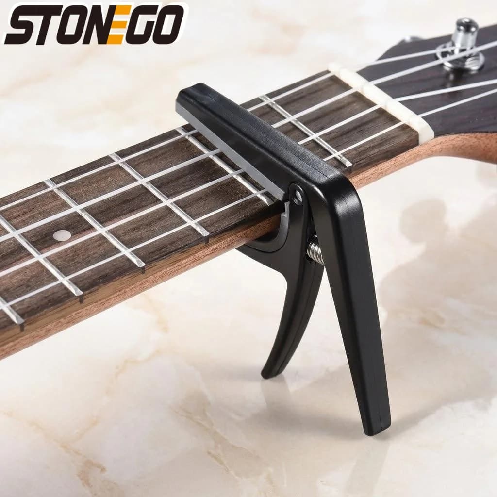 Capotasto per Ukulele a Cambio Rapido con Una Mano, Nero, in Plastica e Acciaio, Facile da Installare, Accessorio per Chitarra e Ukulele