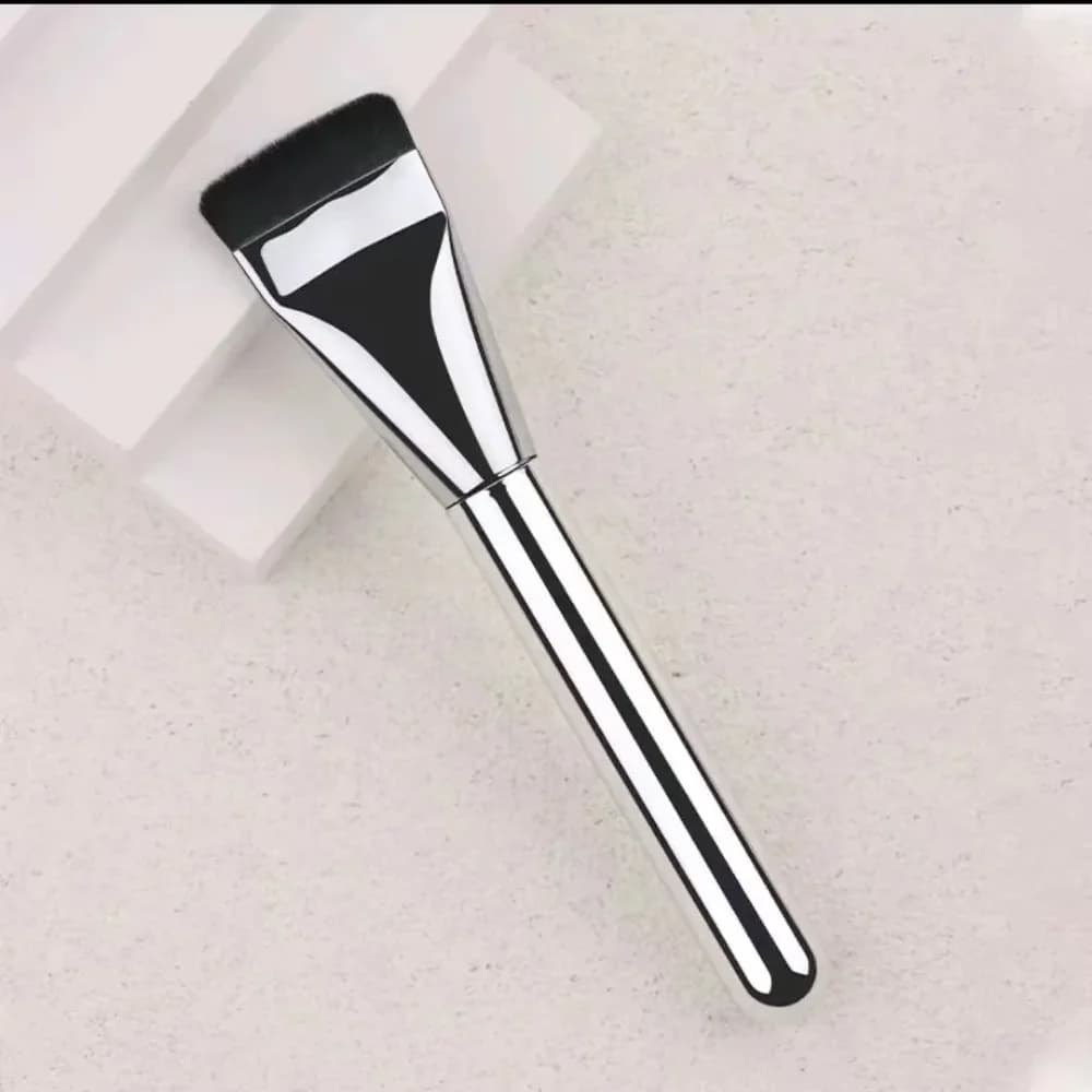 Wholesale1/2/5 pieces New Brush Korean Makeup Brush Ultra-thin Mask Brush Primer Corrector Background to a line