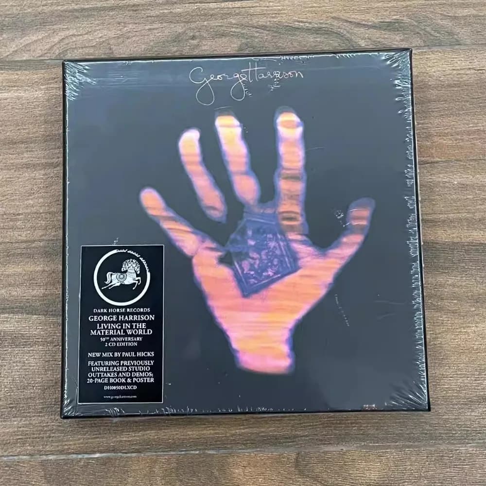 George Harrison Living In The Material World 2CD 50th Anniversary Classic Rock Pop Rock Music Album Nuovo di zecca sigillato Disponibile