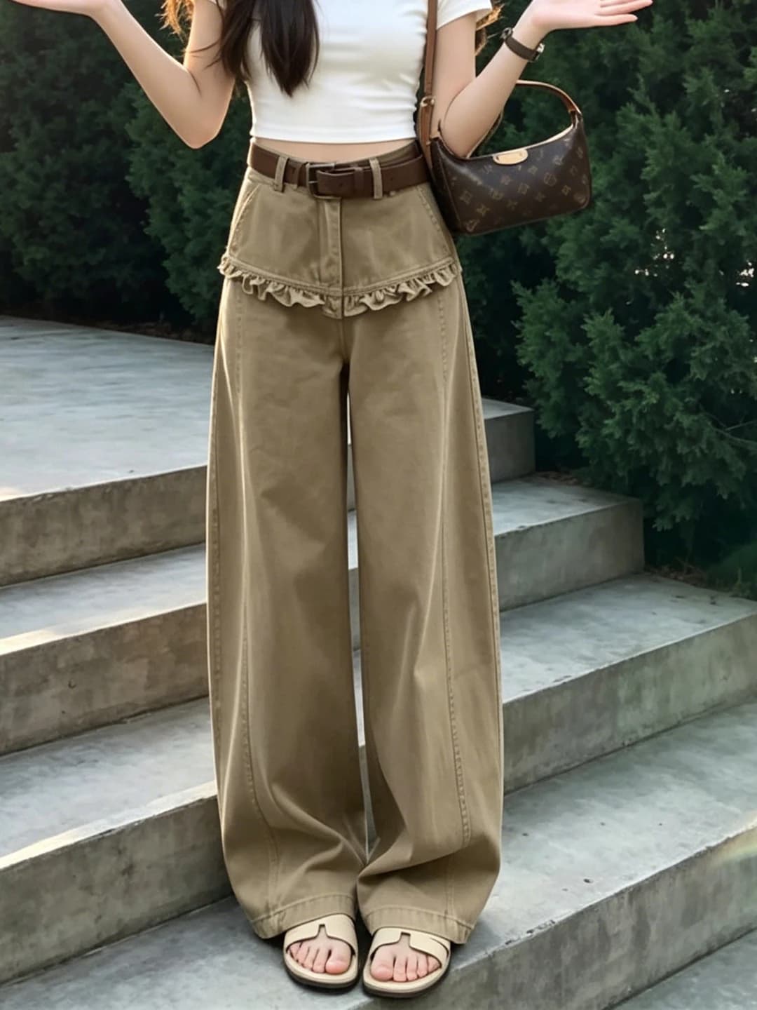 Khaki Spliced Lace Wide Leg Jeans Women's Loose Design Summer High Waist Bend Knife Pants Elegant Fashion Ladies' Denim