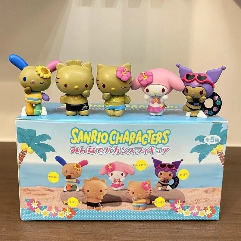 Figura anime Sanrio Hello Kitty Kuromi Melody Pelle nera Kt Cat Estate Vacanza al mare Serie Scatola cieca Giocattolo Ornamento Regali per bambini