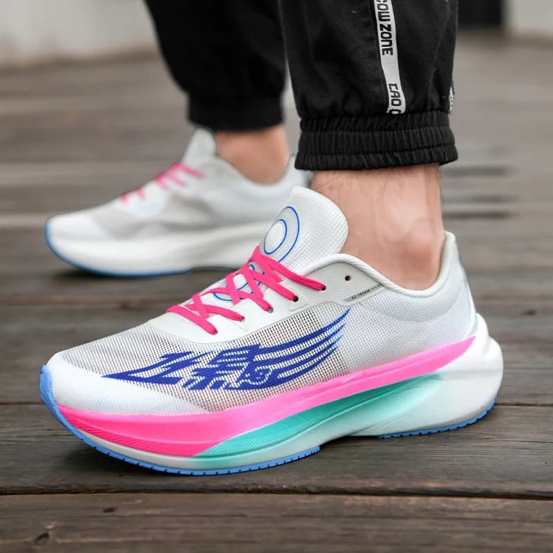 Scarpe da corsa da corsa luminose in vero carbonio scarpe sportive imbottite da maratona professionale maschile scarpe casual con suola morbida per studenti