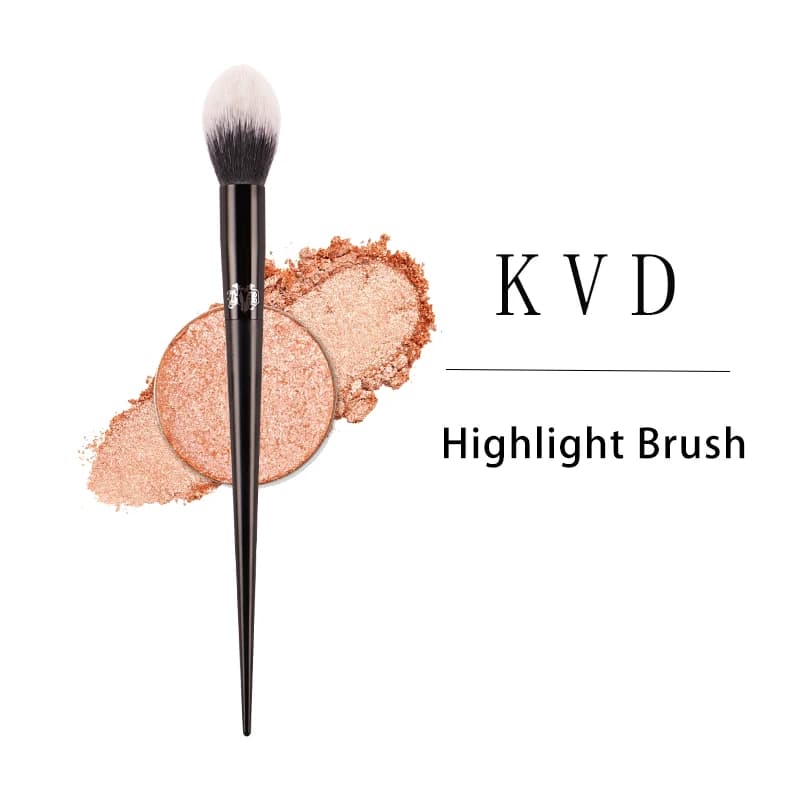 Pennello per trucco KVD 04 Pennello per evidenziare Capelli in fibra morbida Elegante manico nero Pennelli per trucco di marca per donna