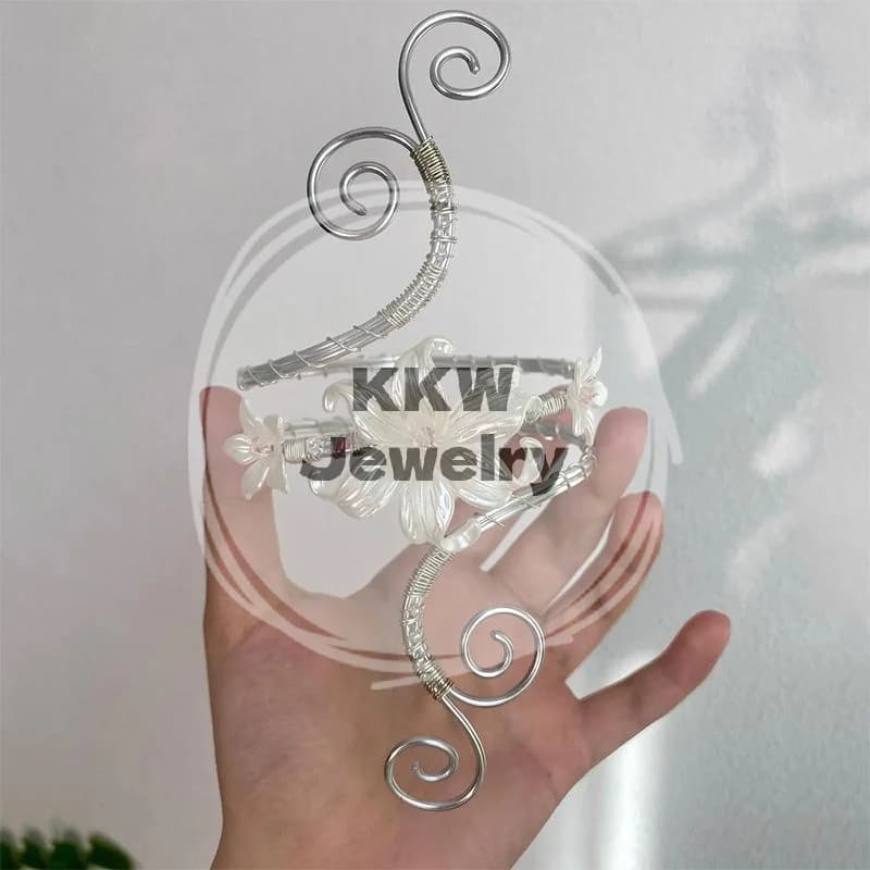 Hollow Out Floral Bangle Gold Plated Elegant Iris Flower Adjustable Open Bracelet for Girls
