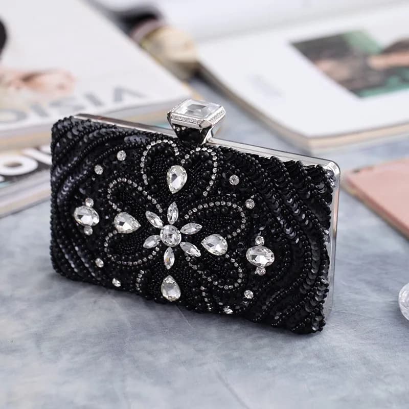 Women's pouch with sequins and beads Evening bags with diamonds for women Luxury design women's bags Wedding party wallet