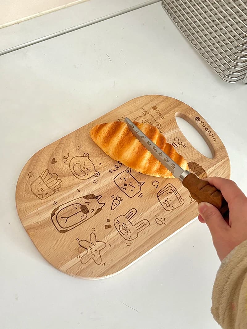Adorable Rubber Wood Cutting Machine for Home Use, Small Size for Children's Food, Use on Two Sides, Kitchen Tools