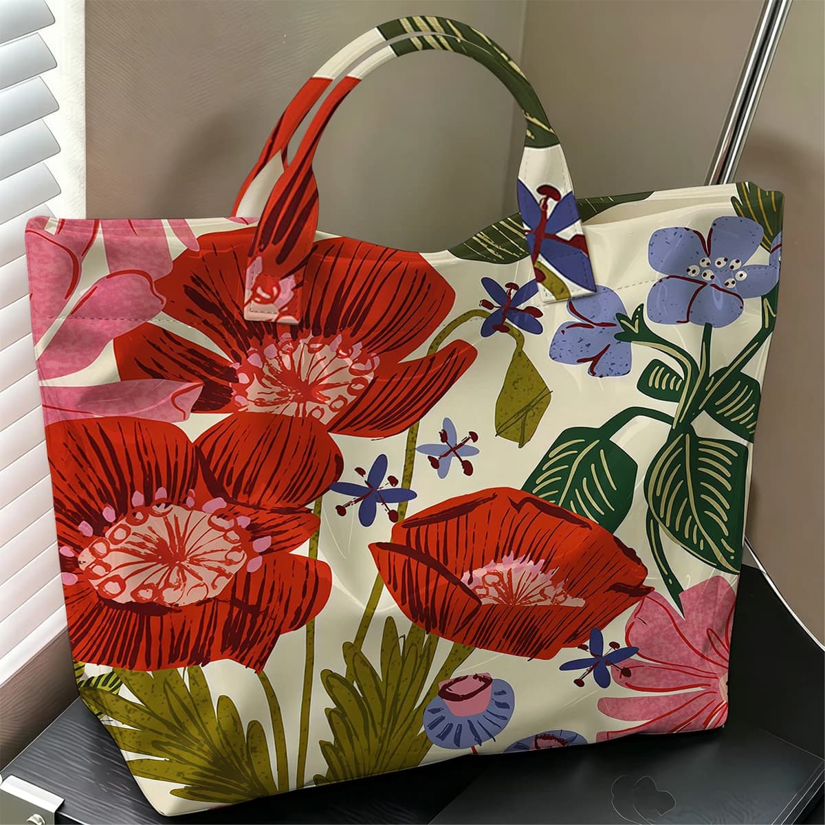 Vintage Floral Illustration Hot Sale Large Glossy PVC Tote Bag Hand Washable Waterproof Great for Travel Commute Makeup Handbags