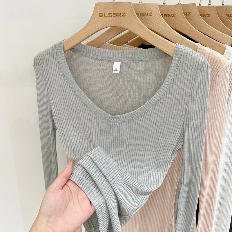 AOSSVIAO T-shirt da donna con scollo a V, protezione solare, manica lunga, nuovo stile estivo 2026, top velato e sottile trasparente per coprirsi